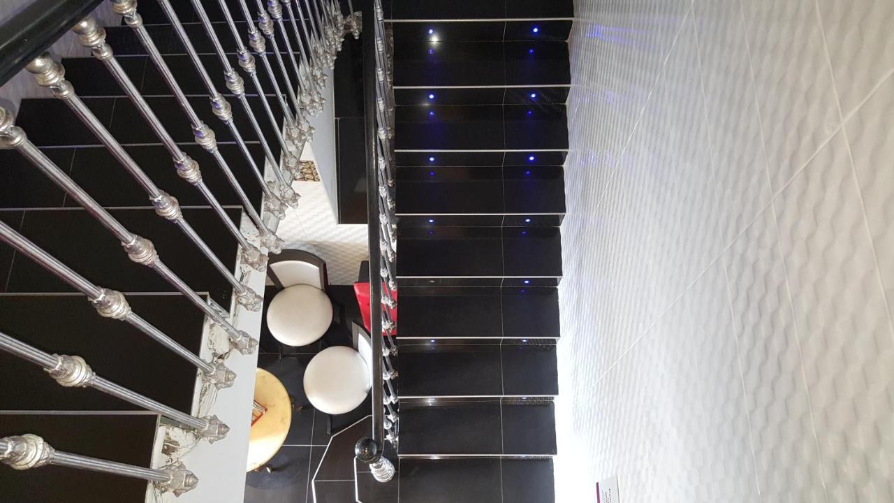 Kyriad Direct Beziers Centre ภายนอก รูปภาพ